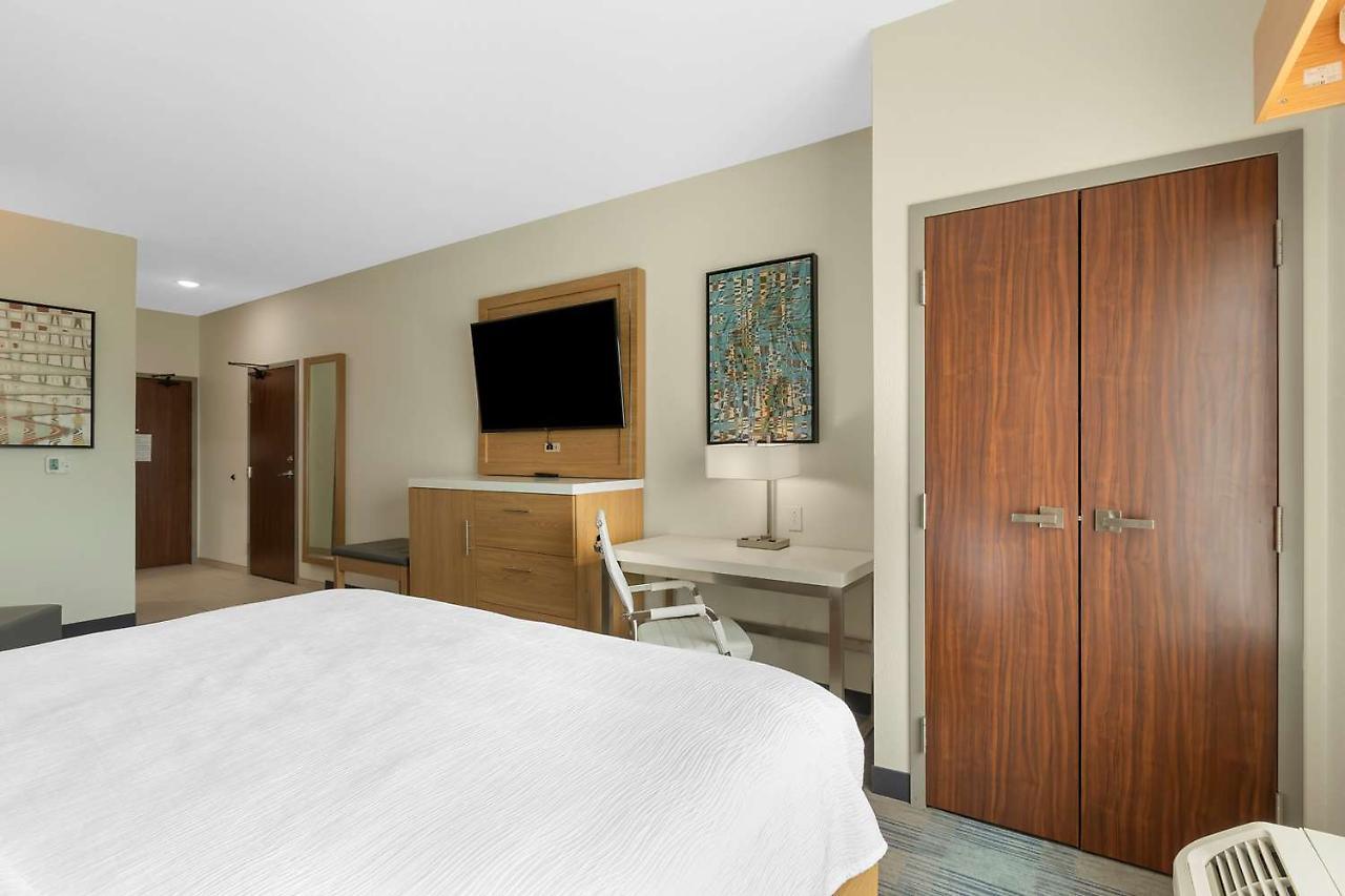 La Quinta Inn & Suites By Wyndham Coralville Iowa City Luaran gambar